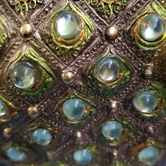 Elephant 🐘 decoration(Gold color) - Picture 8 of 9